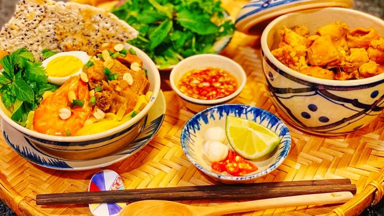 Mỳ Quảng là món ăn dân dã đặc trưng của Quảng Nam. (Nguồn ảnh: Lấy từ trang web hoianlife)